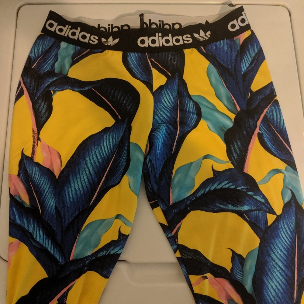 Adidas leggings